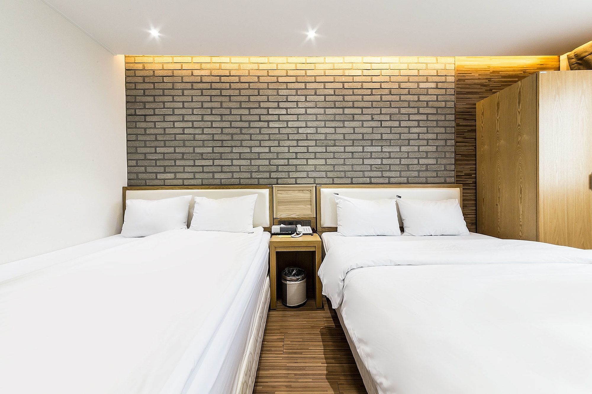 Diamond Tourist Hotel Incheon Exterior photo